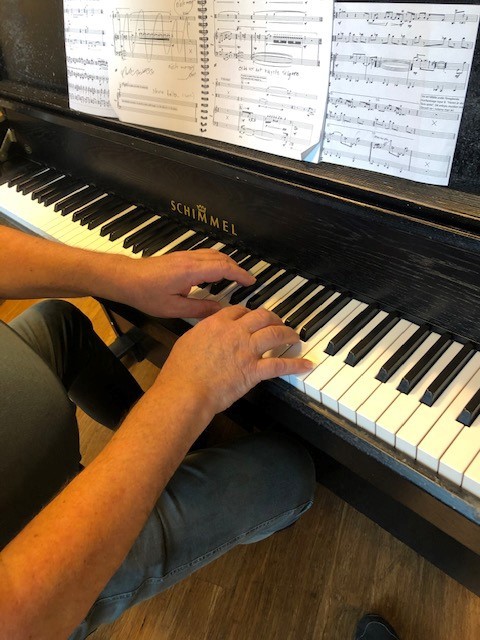 dks piano dks piano